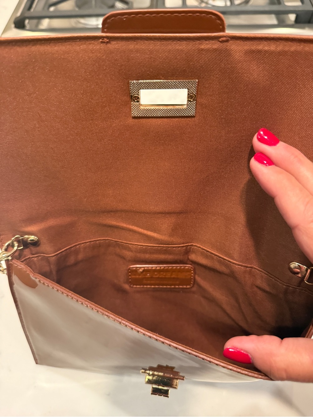 LIKE DREAMS BROWN COGNAC FAUX PATENT LEATHER CLUTCH EVENING PURSE GOLD CHAIN - Picture 8 of 13